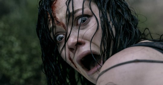 evil-dead-2013-review-top-10-horror-2